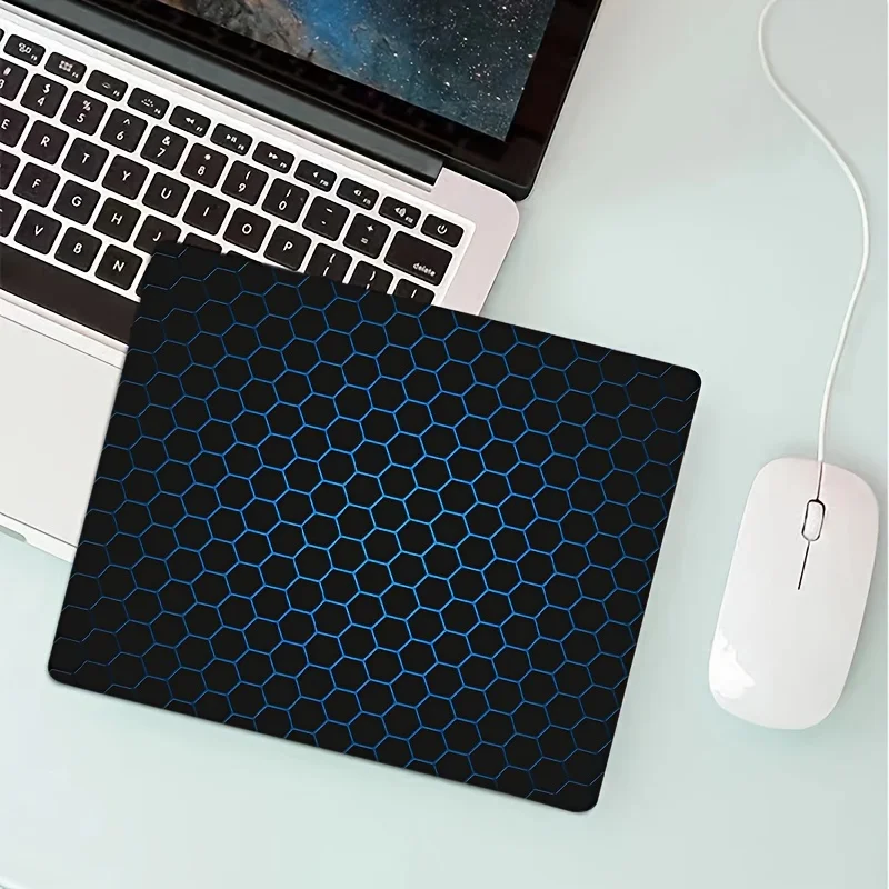 Geometric Honeycomb Pattern Gaming Mouse Pad, Anti-slip Mini Gaming Pad for Computers and Offices, Portable Desktop Keyboard Pad
Geometric Honeycomb Pattern Gaming Mouse Pad, Anti-slip Mini Gaming Pad for Computers and Offices, Portable Desktop Keyboard Pad