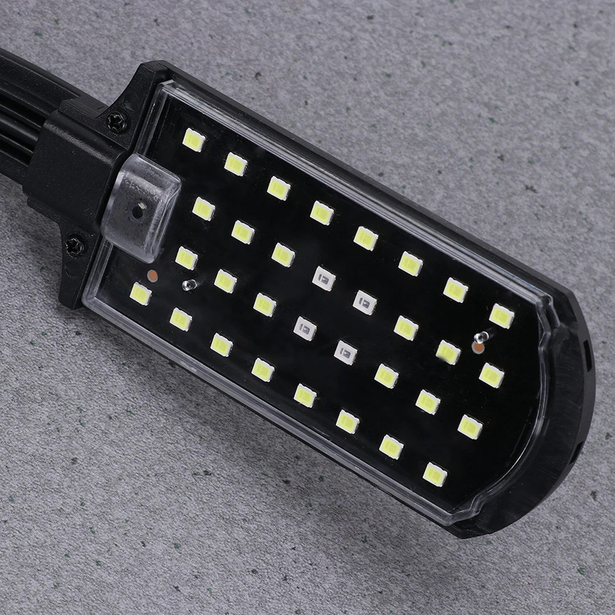 LED Fish Tank Light Aquarium Lamp Clip on Waterproof Long Lasting High Brightness Stable Illumination Promotes Photosynthesis
LED Fish Tank Light Aquarium Lamp Clip on Waterproof Long Lasting High Brightness Stable Illumination Promotes Photosynthesis