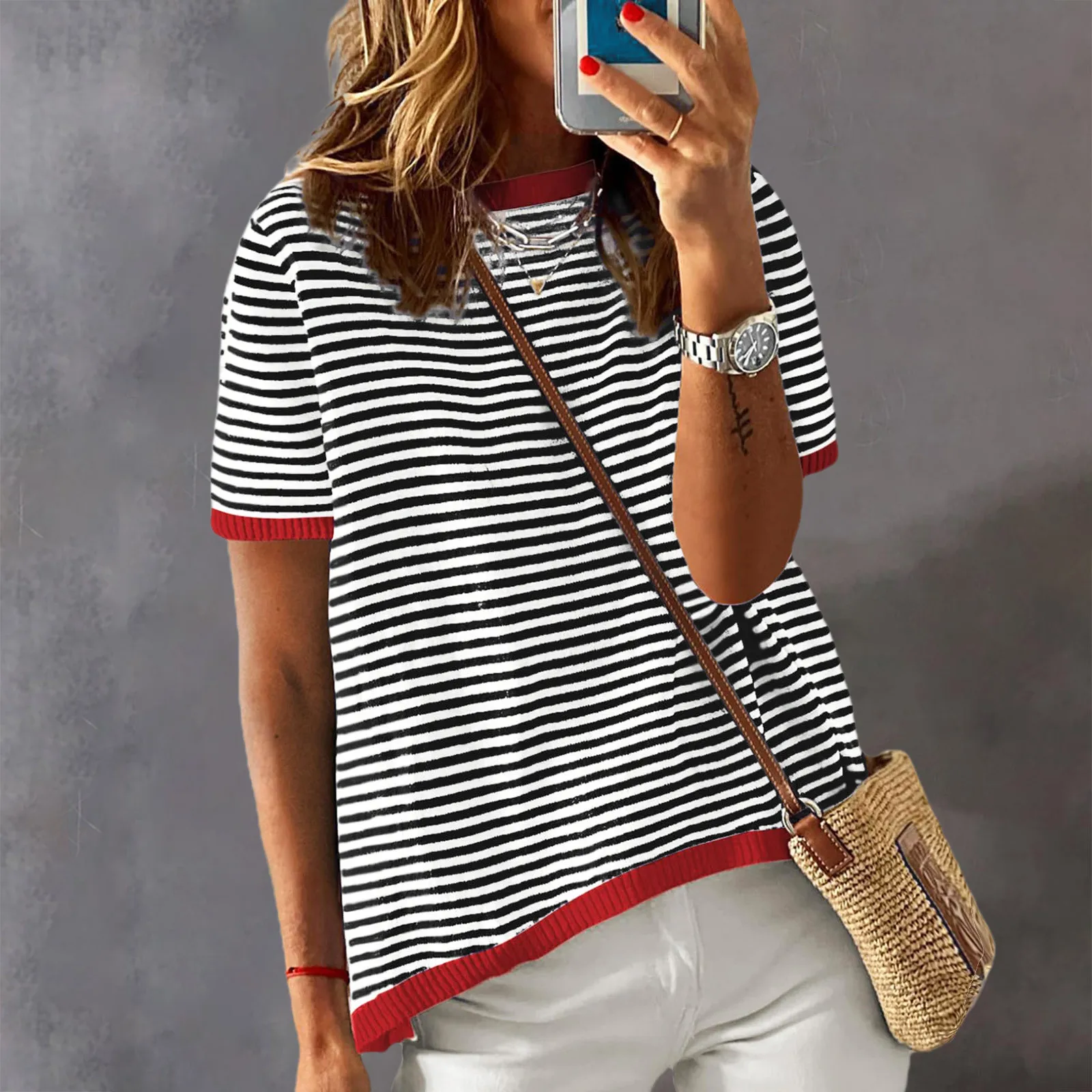 2024 Spring Knitting Stripe T-shirt O-neck Short Sleeves Loose Female Summer Casual Fashion Elegant Ladies Clothes
2024 Spring Knitting Stripe T-shirt O-neck Short Sleeves Loose Female Summer Casual Fashion Elegant Ladies Clothes