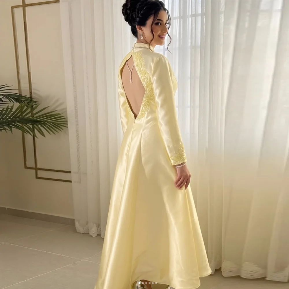 Customized Evening Dress Women European Design Yellow Satin Formal Events Party Customized Robes de Soirée New Collection
Customized Evening Dress Women European Design Yellow Satin Formal Events Party Customized Robes de Soirée New Collection