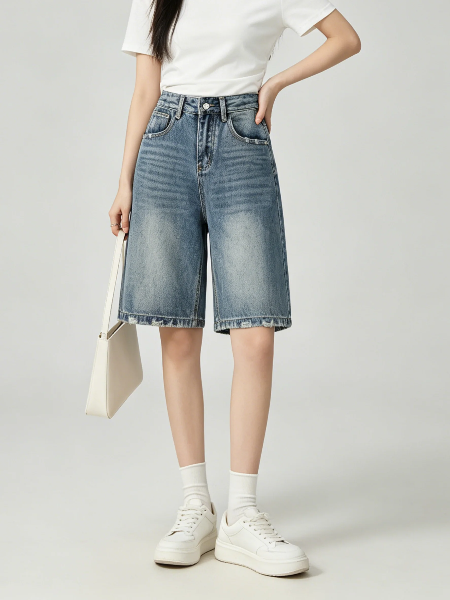 High Waist Five-Point Loose Women's Jeans Korean Style Summer Straight Leg Wide Leg Pants Commute Versatile Straight Cut Denim
High Waist Five-Point Loose Women's Jeans Korean Style Summer Straight Leg Wide Leg Pants Commute Versatile Straight Cut Denim