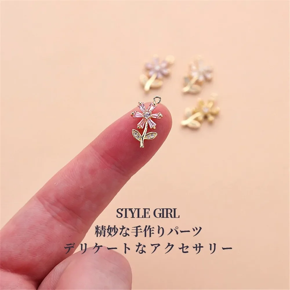 14K Gold Inlaid Zircon Flower Pendant Accessories Handmade Diy Bracelet Necklace Pendant Jewelry Materials L379
14K Gold Inlaid Zircon Flower Pendant Accessories Handmade Diy Bracelet Necklace Pendant Jewelry Materials L379