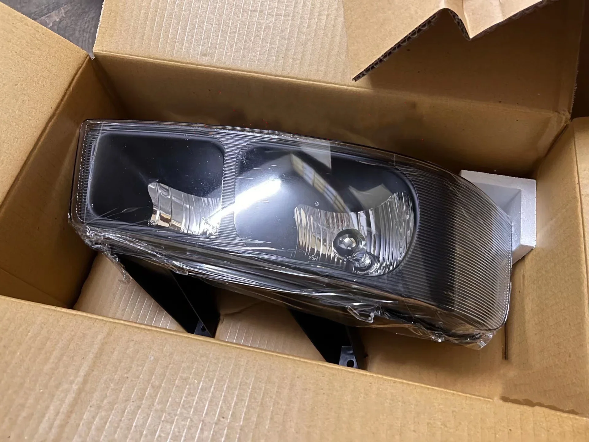 For Chevrolet GMC LED Headlight DRL Daytime Running Light Turn Signal car accessories accesorios para auto
For Chevrolet GMC LED Headlight DRL Daytime Running Light Turn Signal car accessories accesorios para auto