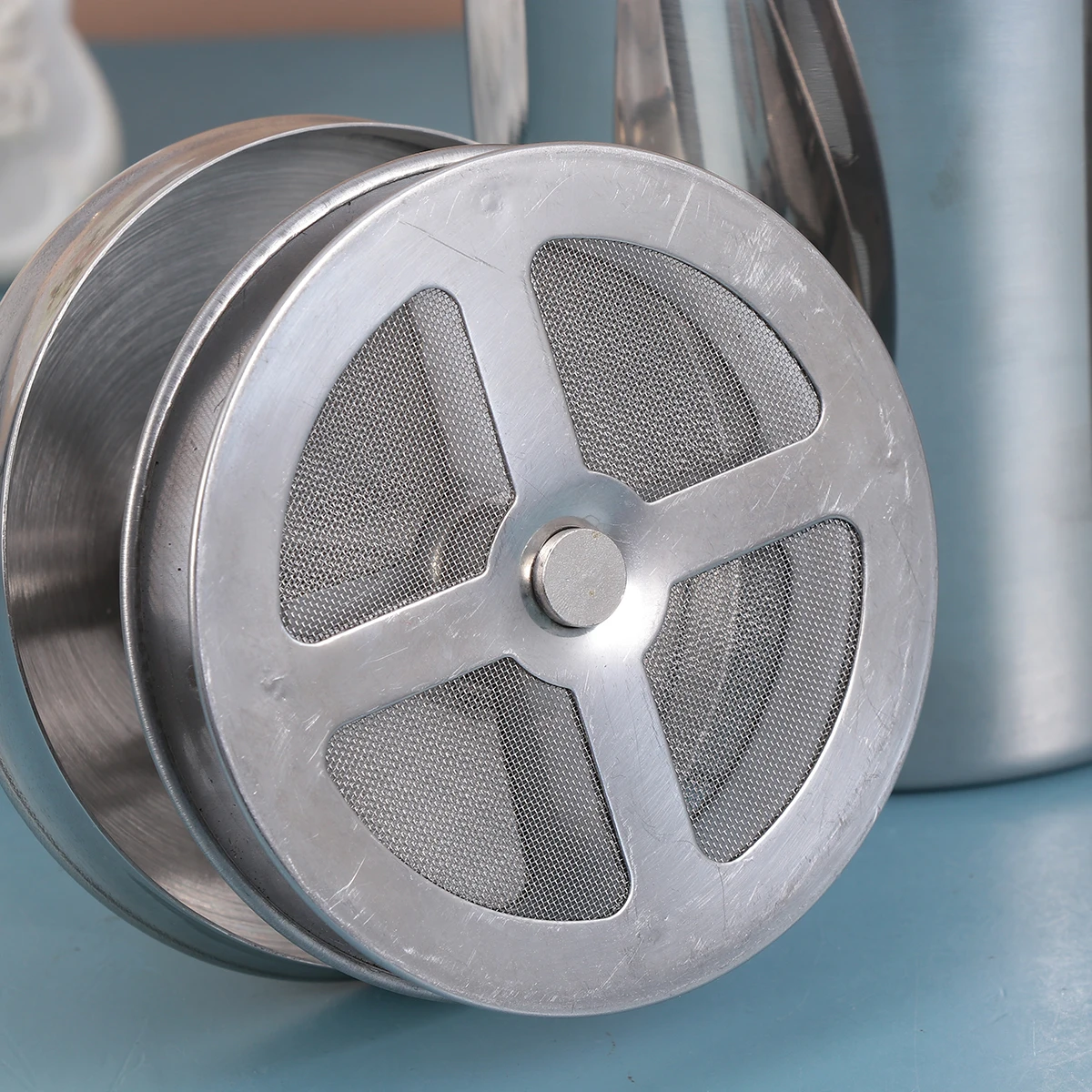 Stainless Steel Double Mesh Milk Frother Manual Coffee Foamer 400Cc Home Use Handheld Frothing Pitcher Milk Mixer Bubbler Coffee
Stainless Steel Double Mesh Milk Frother Manual Coffee Foamer 400Cc Home Use Handheld Frothing Pitcher Milk Mixer Bubbler Coffee