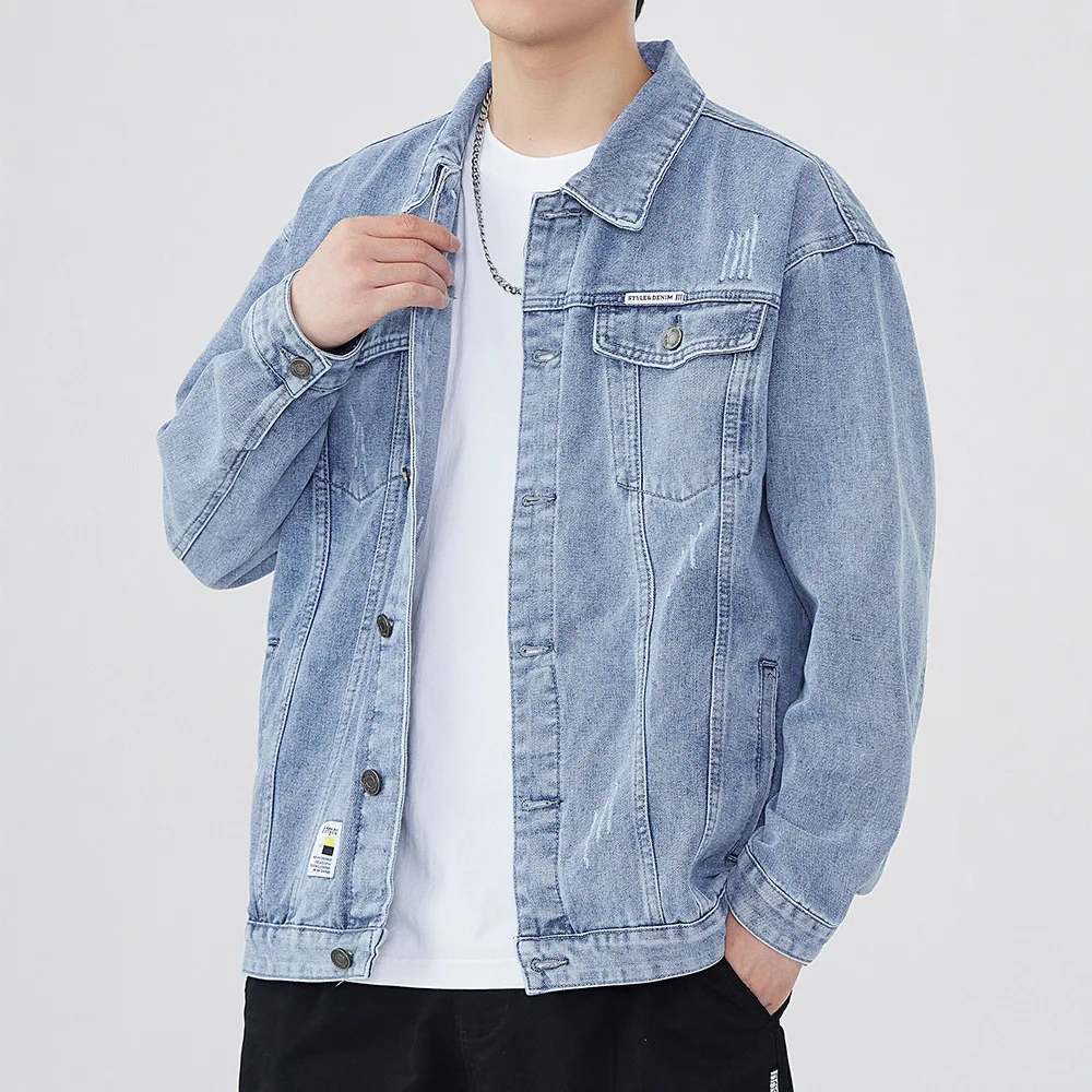 Мужская джинсовая куртка свободного кроя, весна-осень, в корейском стиле, повседневная рабочая одежда, с длинными рукавами, отложным воротником, стандартной длины, производство Китай
Мужская джинсовая куртка свободного кроя, весна-осень, в корейском стиле, повседневная рабочая одежда, с длинными рукавами, отложным воротником, стандартной длины, производство Китай