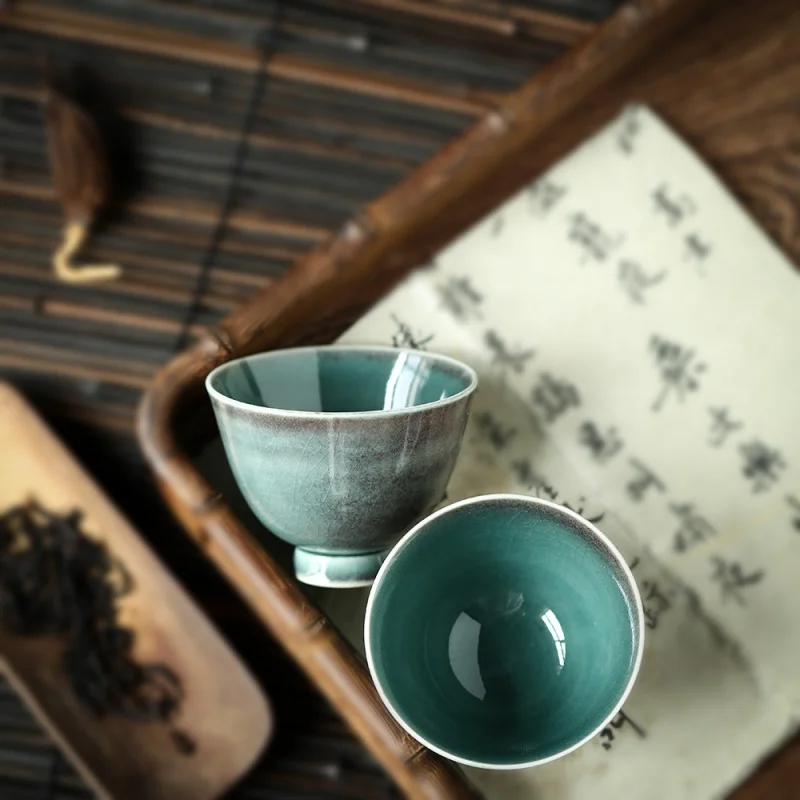 ★Handmade Jingdezhen Crackle Glaze Flower God Cup Sapphire Blue Xuan Color Cup Kung Fu Tea Cup Tea Cup Kiln Baked Color Glaze
★Handmade Jingdezhen Crackle Glaze Flower God Cup Sapphire Blue Xuan Color Cup Kung Fu Tea Cup Tea Cup Kiln Baked Color Glaze