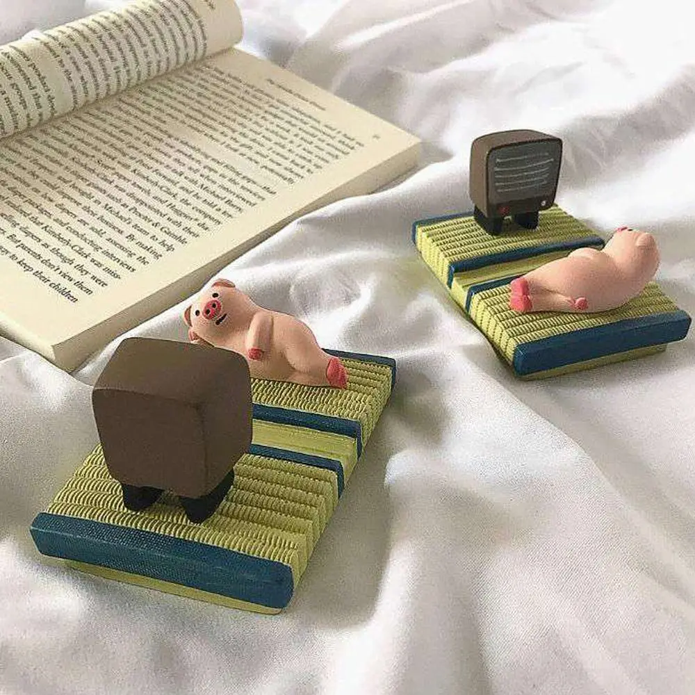 Durable Decorative Lazy Cat Resin Watching TV Craft Decor Mobile Phone Bracket Phone Supports Cat Phone Holder Desktop Stand
Durable Decorative Lazy Cat Resin Watching TV Craft Decor Mobile Phone Bracket Phone Supports Cat Phone Holder Desktop Stand