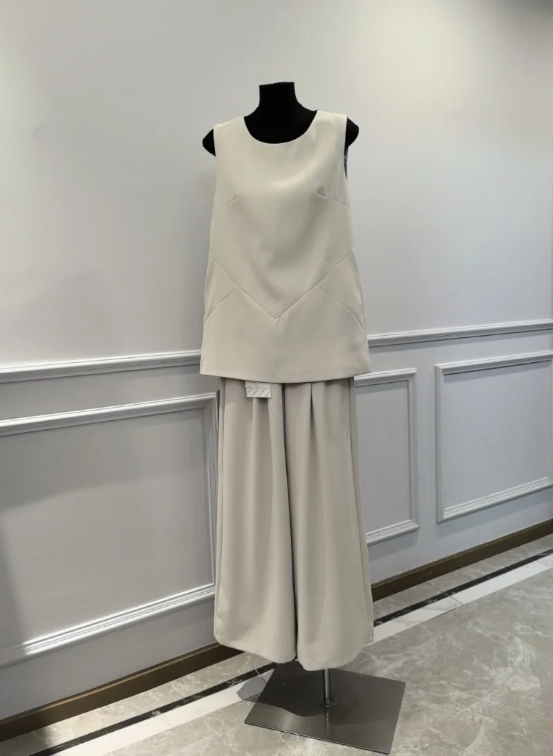 Casual Suit Women's Spring O-neck Sleeveless Tank Top High Waist Wide Leg Pants Two-piece Set Fashion Female Clothes
Casual Suit Women's Spring O-neck Sleeveless Tank Top High Waist Wide Leg Pants Two-piece Set Fashion Female Clothes