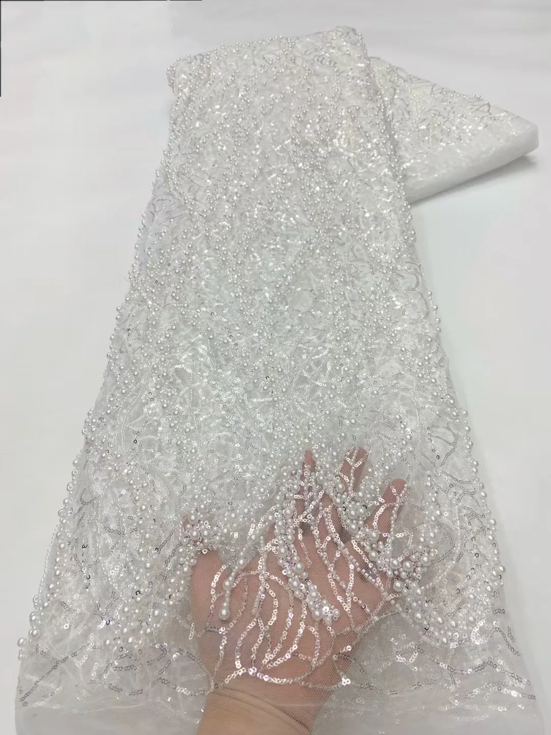 White Lace Fabric 2025 High Quality Lace 5 Yards Bridal Lace Fabrics Luxury Beaded Fabric African Lace Dresses for Woman Q362-1
White Lace Fabric 2025 High Quality Lace 5 Yards Bridal Lace Fabrics Luxury Beaded Fabric African Lace Dresses for Woman Q362-1