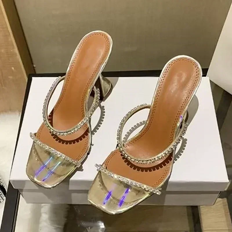 Women's Sandals Europe and America Summer New Fashion Wine Cup High Heel Water Diamond Chain Banquet One line Open Toe Slippers
Women's Sandals Europe and America Summer New Fashion Wine Cup High Heel Water Diamond Chain Banquet One line Open Toe Slippers