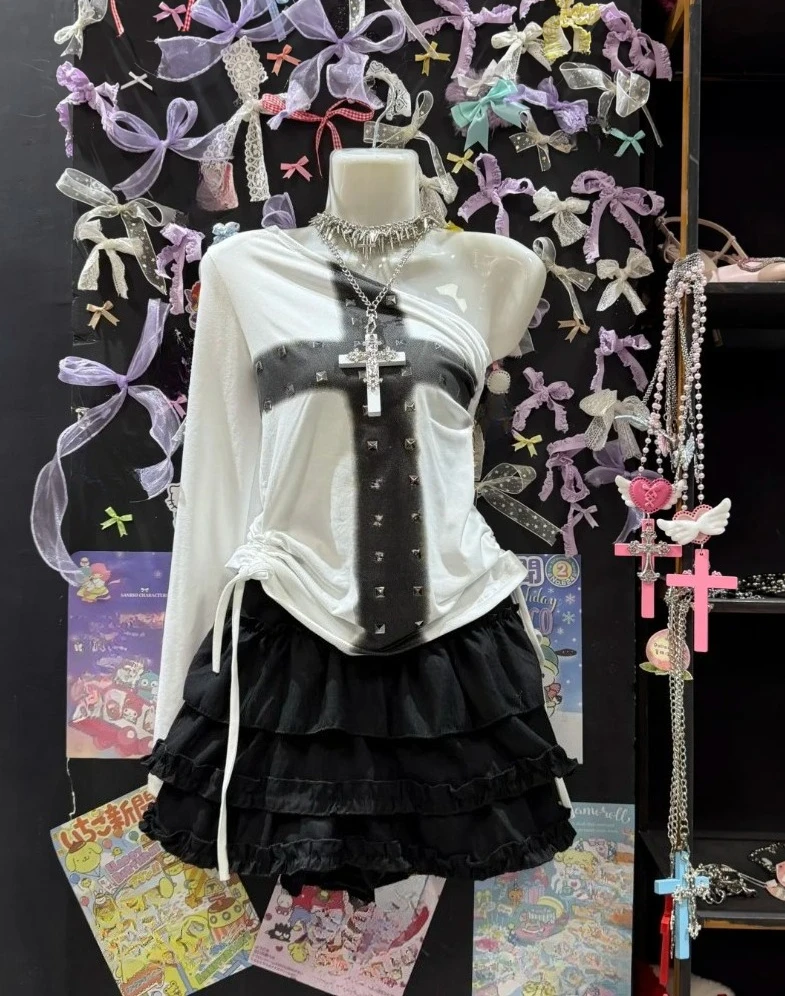 Women Subculture Harajuku Outfits Gothic Punk Y2k Crop Top Mini Skirt Two Piece Suit Vintage Casual Streetwear Clothing Sets
Women Subculture Harajuku Outfits Gothic Punk Y2k Crop Top Mini Skirt Two Piece Suit Vintage Casual Streetwear Clothing Sets