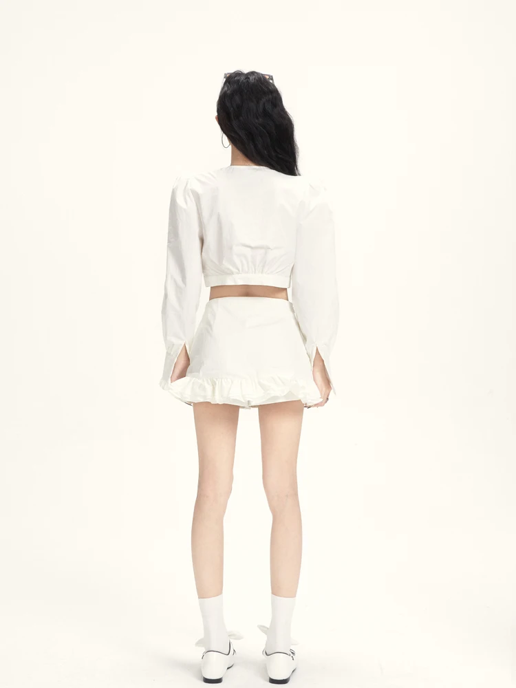 Buleng Floral Print irt And ort Skirt Set Women's Casual Sle Long Sve Cotton Two-Piece Suit Autumn Collection
Buleng Floral Print irt And ort Skirt Set Women's Casual Sle Long Sve Cotton Two-Piece Suit Autumn Collection