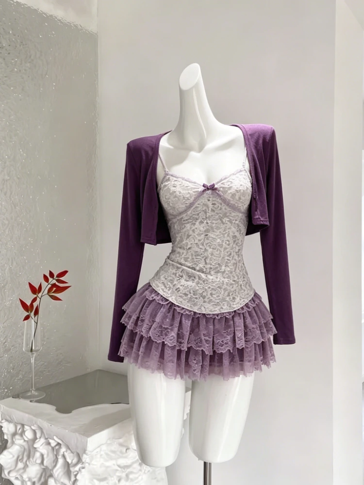 Summer Casual Sweet 3 Piece Set for Women Camisole Tops + Layered Cake High Waist Design Mini Skirt Spicy Girl Female Outfits
Summer Casual Sweet 3 Piece Set for Women Camisole Tops + Layered Cake High Waist Design Mini Skirt Spicy Girl Female Outfits