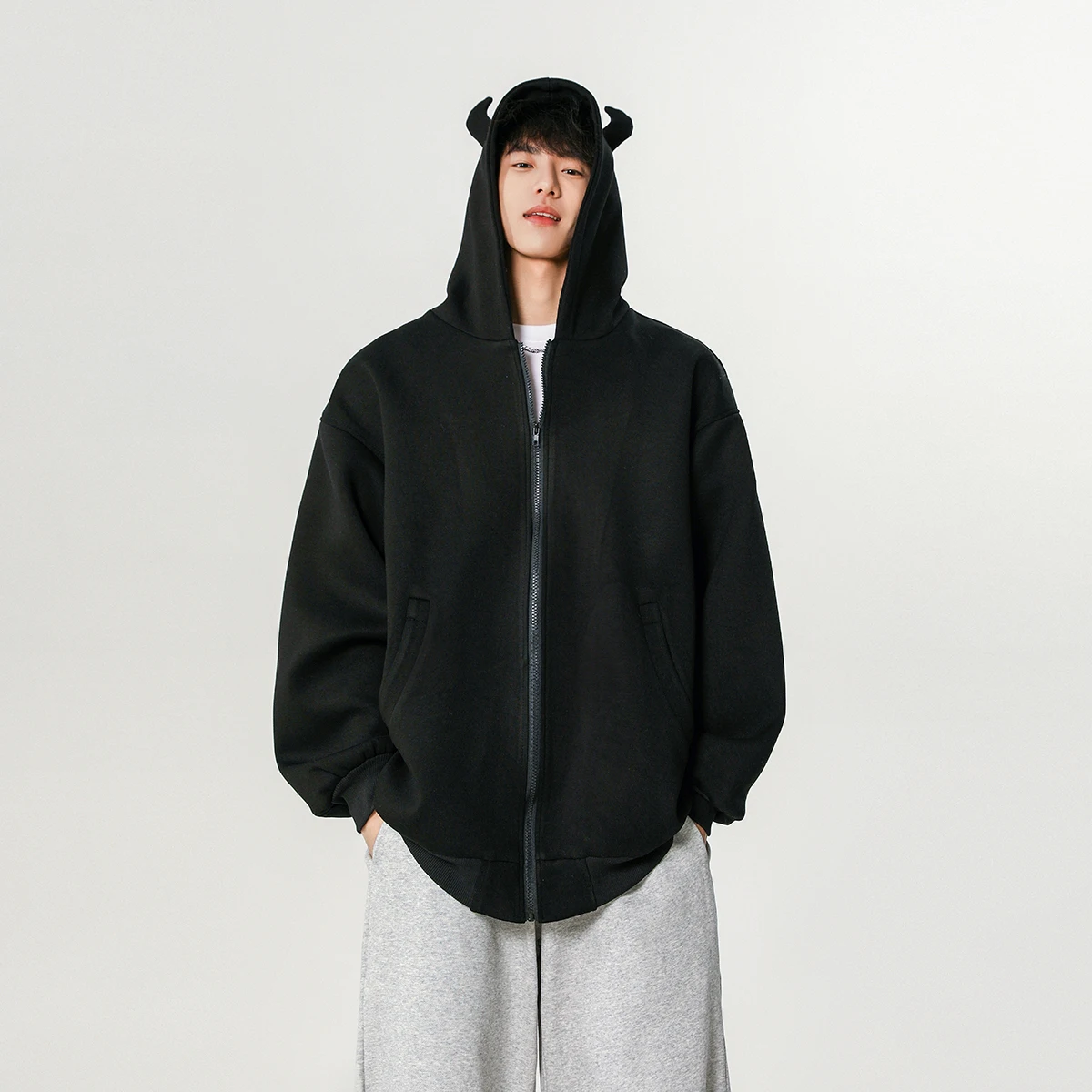 American Sle Devil Bla Open Cardigan Hoodie Men's Spring Autumn Cleanfit High Sensation Hat irt Jaet Outerwear
American Sle Devil Bla Open Cardigan Hoodie Men's Spring Autumn Cleanfit High Sensation Hat irt Jaet Outerwear