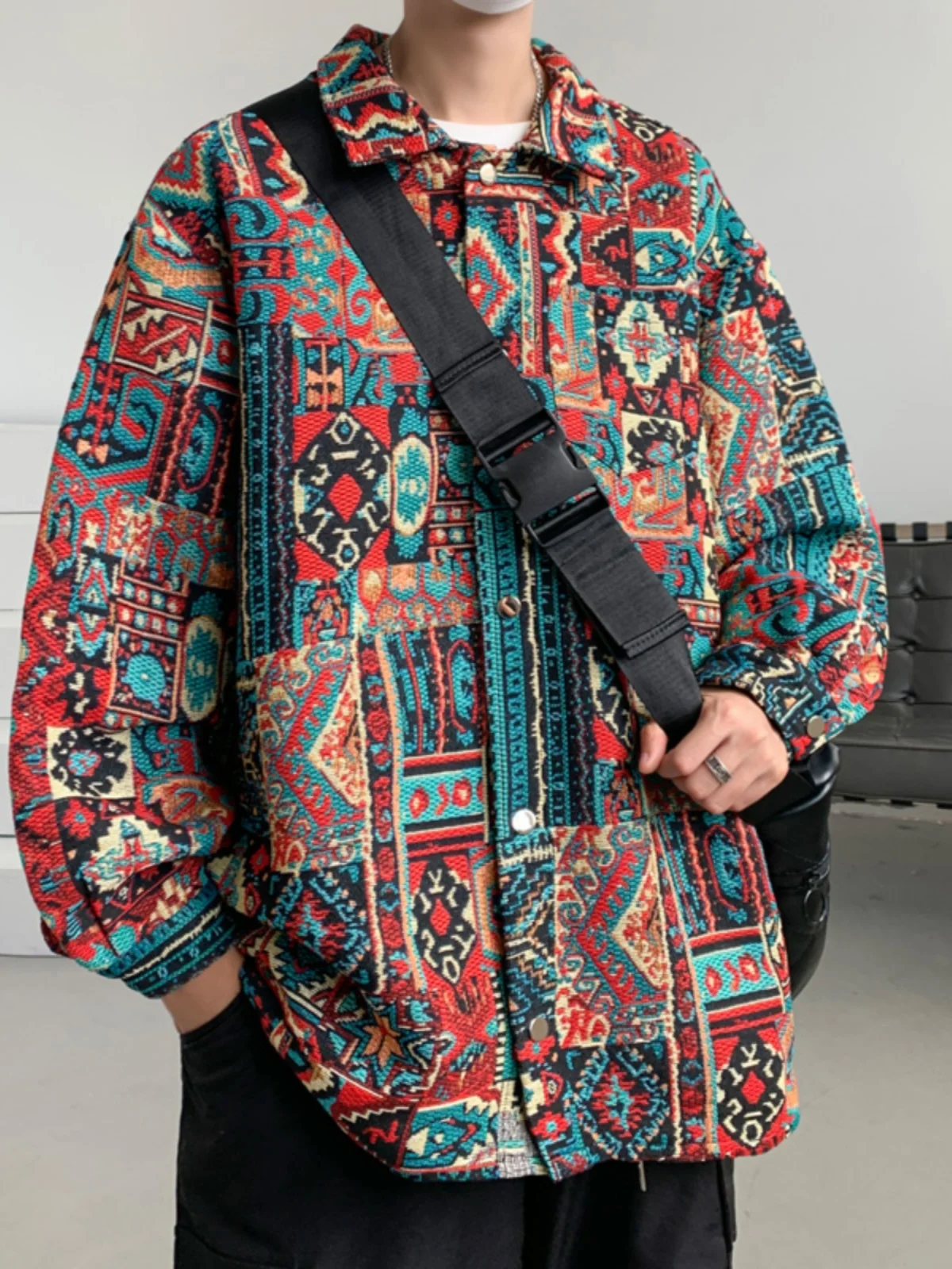 Модная мужская рубашка оверсайз с длинным рукавом в этническом стиле, повседневная, осенняя коллекция, премиум-класс, японская ретро-одежда
Модная мужская рубашка оверсайз с длинным рукавом в этническом стиле, повседневная, осенняя коллекция, премиум-класс, японская ретро-одежда