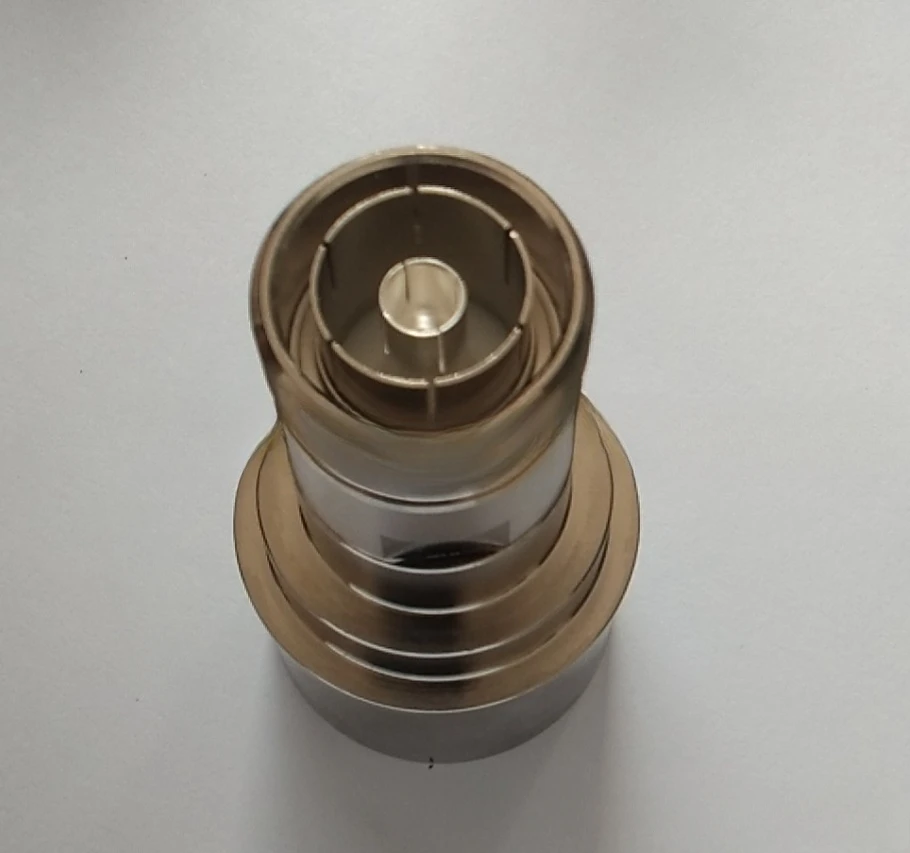Φ 27/φ 40-50KK RF Coaxial Connector L27/φ 40-50KK L27 Double Negative To Φ 40 Hard Feed
Φ 27/φ 40-50KK RF Coaxial Connector L27/φ 40-50KK L27 Double Negative To Φ 40 Hard Feed
