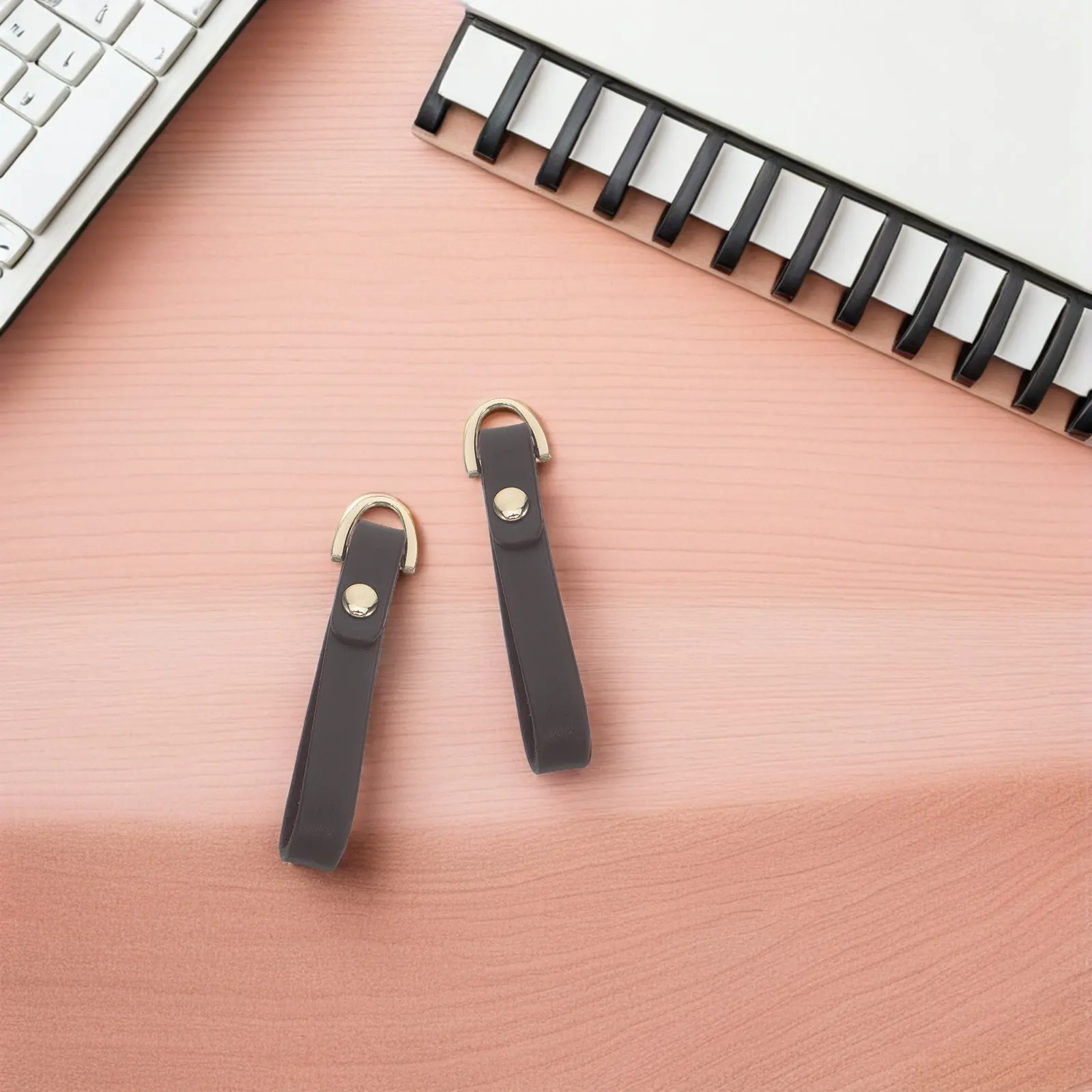 6Pcs Zipper Pull Replacement Zipper Tag Fixer Pull Repair Backpacks Jackets Luggage Purses Suitcases Handbag Accessories
6Pcs Zipper Pull Replacement Zipper Tag Fixer Pull Repair Backpacks Jackets Luggage Purses Suitcases Handbag Accessories
