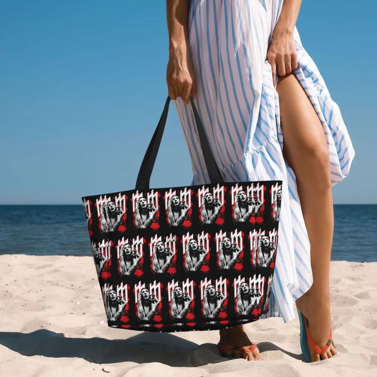 Marilyn Manson Glitch Fan Gift Music Beach Tote Bag Sport Gym Yoga Duffle Large Tote Bag Women Travel Bag Fitness bag
Marilyn Manson Glitch Fan Gift Music Beach Tote Bag Sport Gym Yoga Duffle Large Tote Bag Women Travel Bag Fitness bag