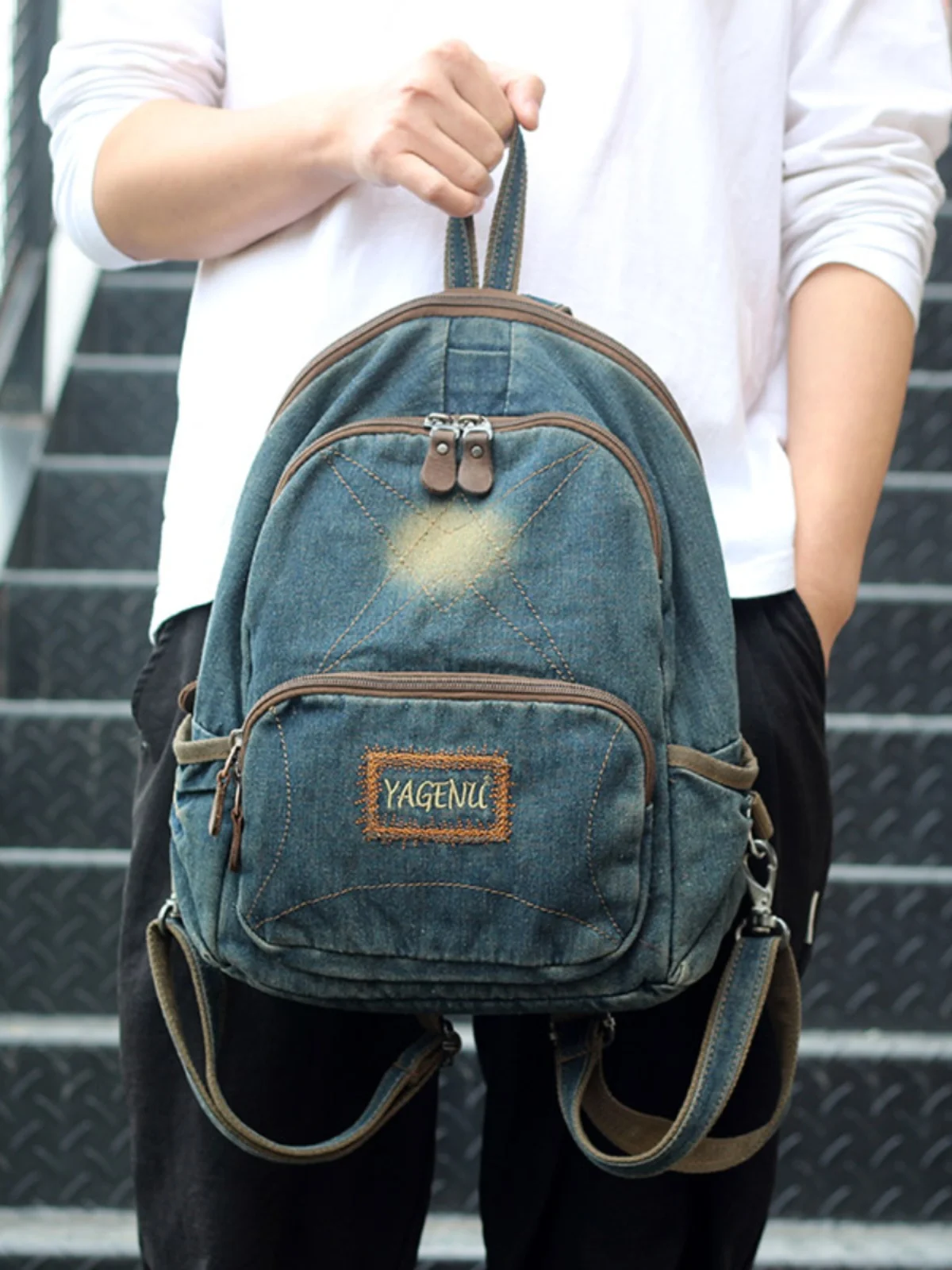 Retro Canvas Outdoor Travel Backpack Unisex Small Size Denim Shoulder Bag Youth Style Zipper Closure Soft Fabric Britsh Style
Retro Canvas Outdoor Travel Backpack Unisex Small Size Denim Shoulder Bag Youth Style Zipper Closure Soft Fabric Britsh Style