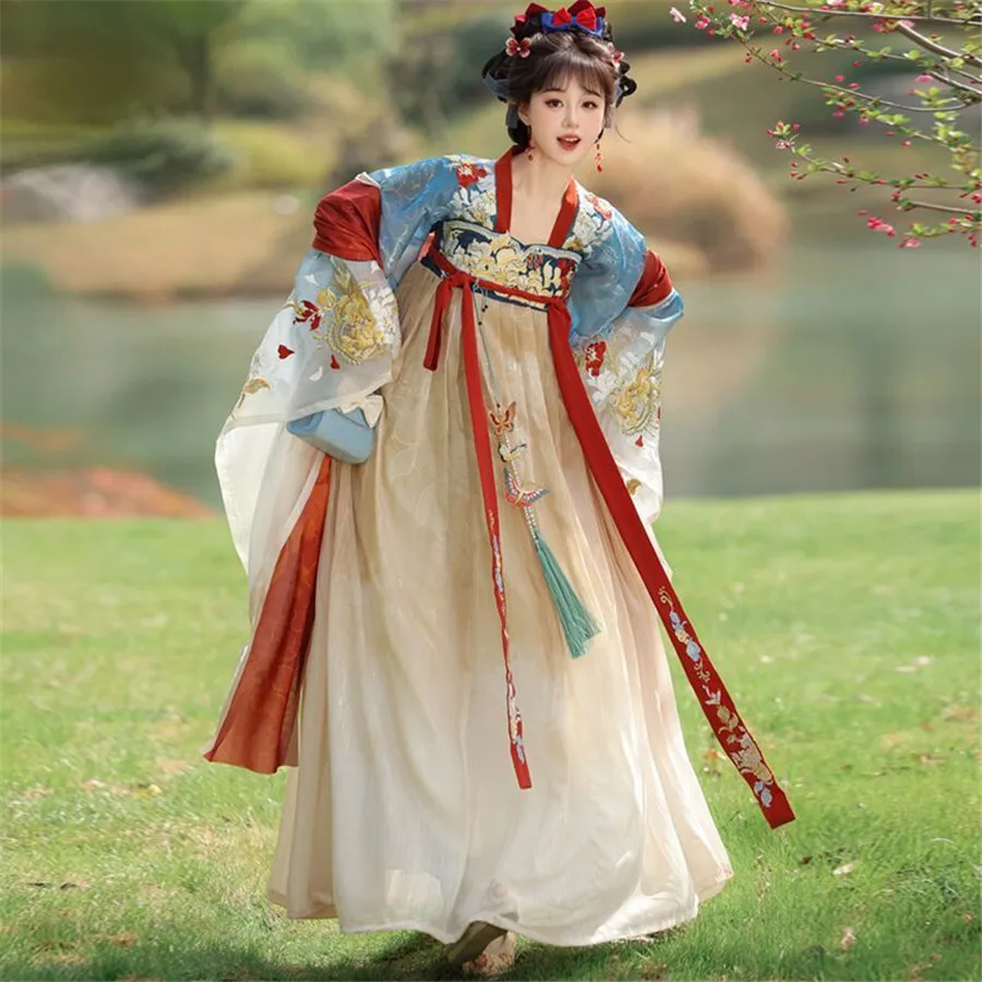 Hanfu Women Set Heavily Embroidered Southern Northern Dynasties Wide Sleeve Robe Qi Xiong Skirt Fairy Dress Spring Su
Hanfu Women Set Heavily Embroidered Southern Northern Dynasties Wide Sleeve Robe Qi Xiong Skirt Fairy Dress Spring Su