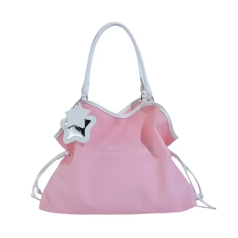 Elegant Vintage Style Diaper Bag: Luxury Crossbody Handbag For Women With Designer Details And Large Capacity Messenger Tote
Elegant Vintage Style Diaper Bag: Luxury Crossbody Handbag For Women With Designer Details And Large Capacity Messenger Tote