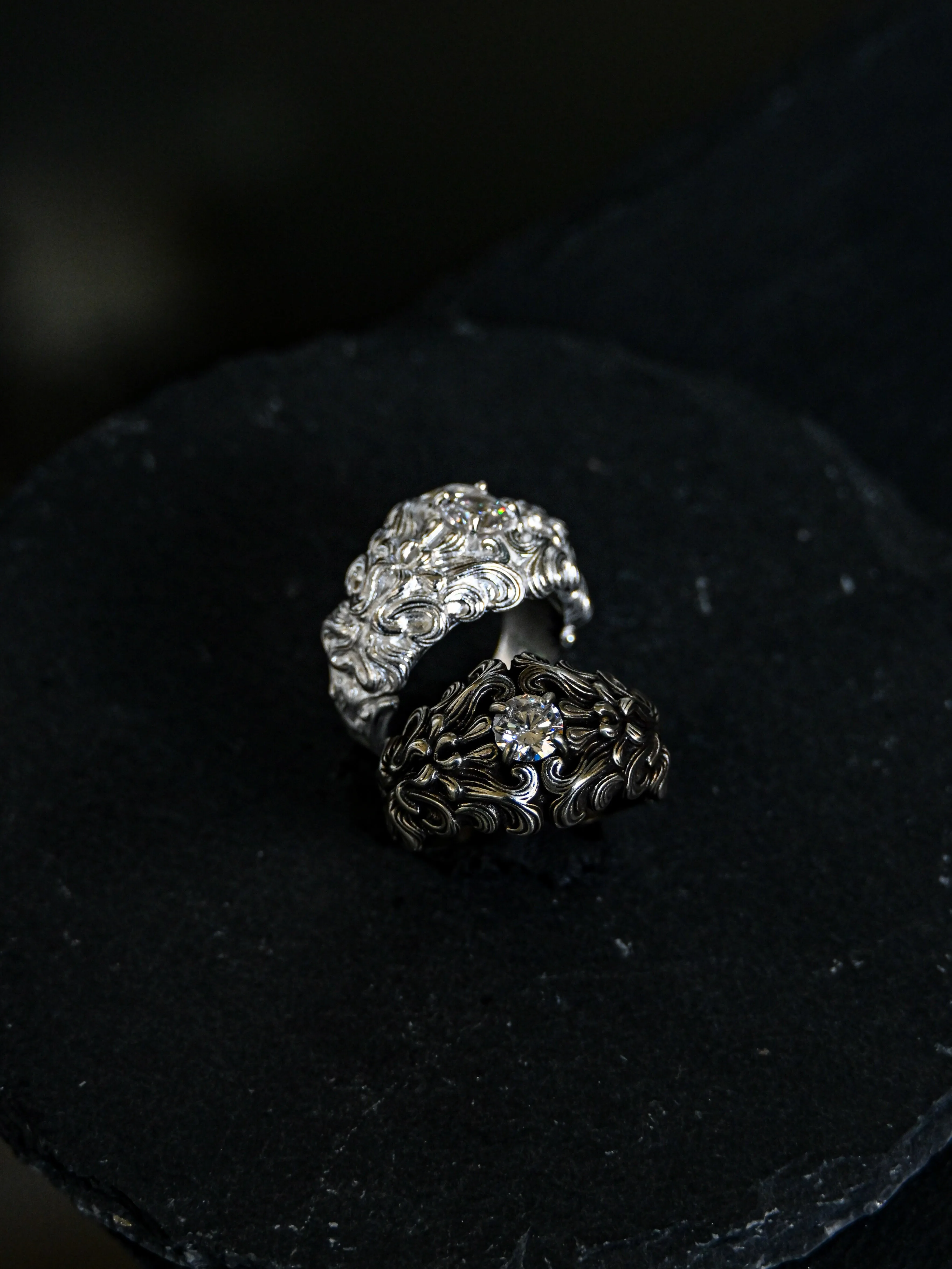 Black White Color Collision Open Ring 925 Silver Twin Cloud Pattern Fashionable Jewelry round Shape Luxury Style Unbranded
Black White Color Collision Open Ring 925 Silver Twin Cloud Pattern Fashionable Jewelry round Shape Luxury Style Unbranded