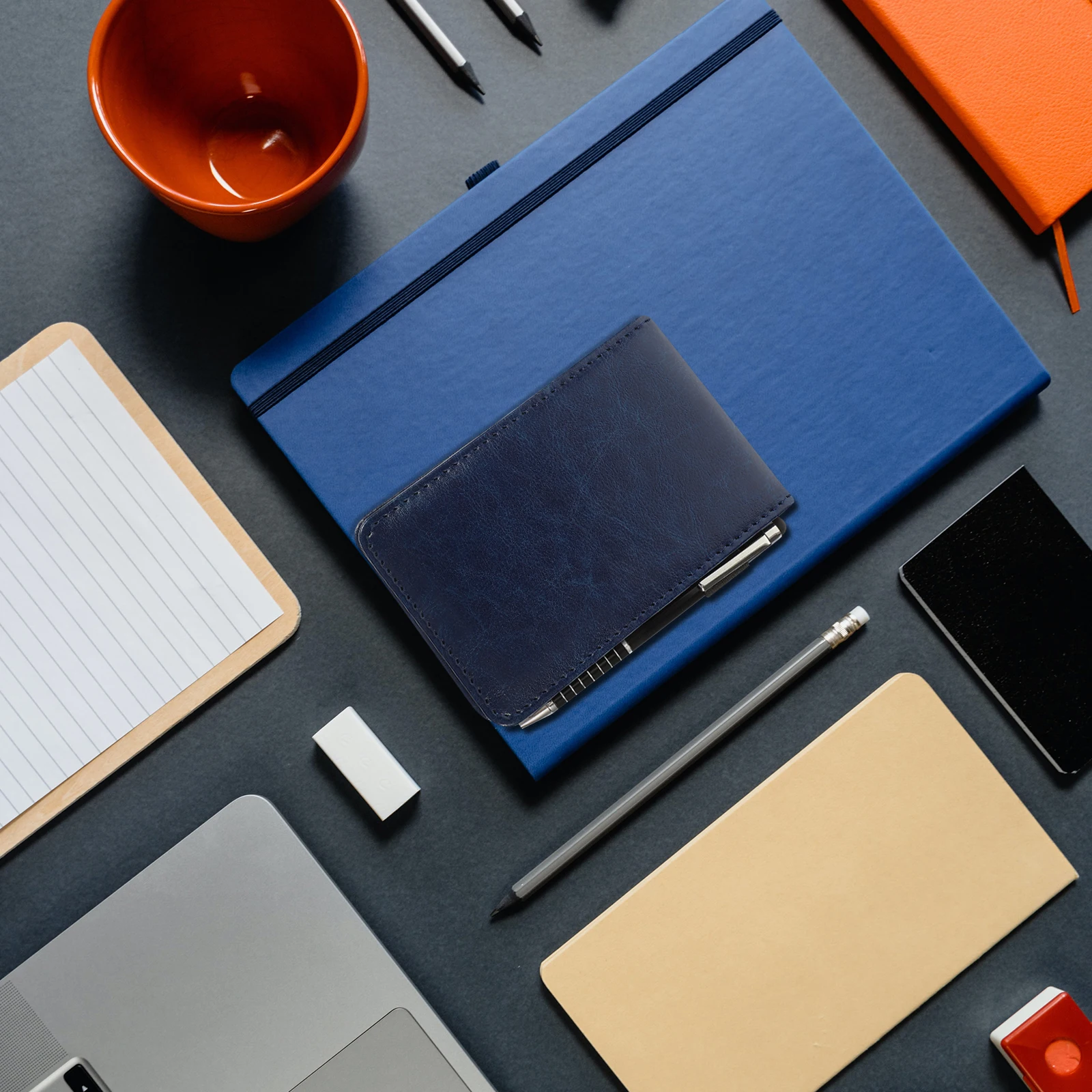 1Set A7 Miniature Notepad Compact Pocket Notebook Multi Use Memo Book for Task Tracking Goal Setting Convenient Carry Diary
1Set A7 Miniature Notepad Compact Pocket Notebook Multi Use Memo Book for Task Tracking Goal Setting Convenient Carry Diary