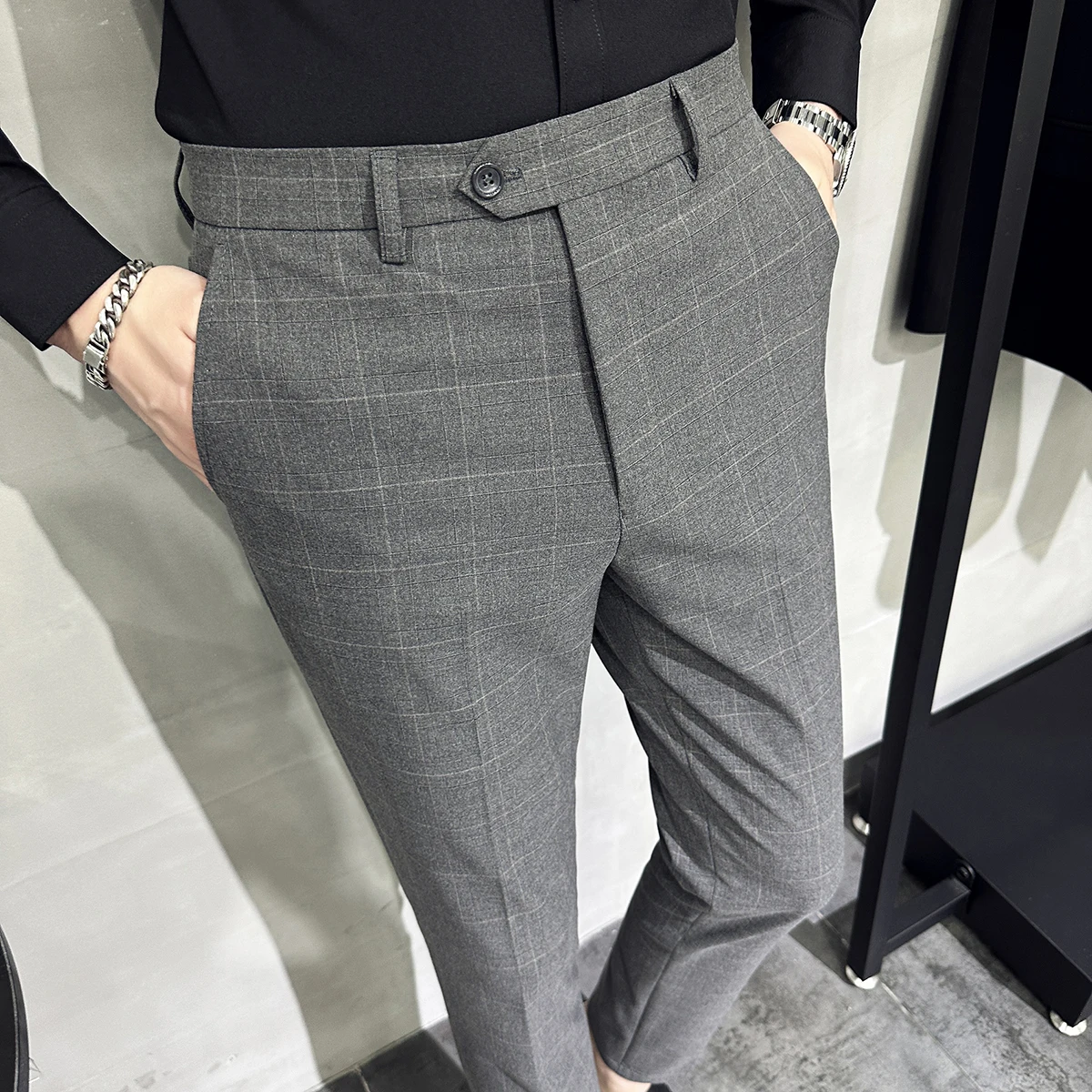 High Quality Luxury Straight Business Plaid Suit Pants Men Designer Spring Summer Elegant Casual Long Formal Trouser Male L03
High Quality Luxury Straight Business Plaid Suit Pants Men Designer Spring Summer Elegant Casual Long Formal Trouser Male L03