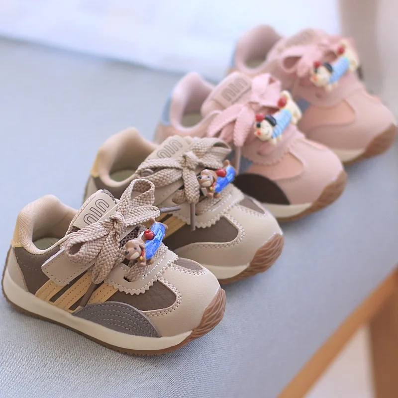 Children's Sports Shoes Toddler Breathable Non Slip Comfort Sneakers Lightweight Hook and Loop Soft Sole Running Casual Shoes
Children's Sports Shoes Toddler Breathable Non Slip Comfort Sneakers Lightweight Hook and Loop Soft Sole Running Casual Shoes