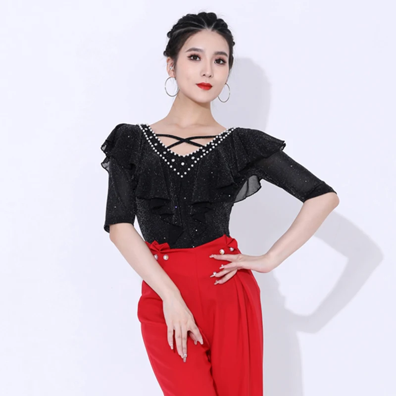 Shiny Ballroom Dance Tops V-Neck Pearls Half Sleeve Dancewear Salsa Tango Dancing Performance Wear Waltz Practice Wear DL10799
Shiny Ballroom Dance Tops V-Neck Pearls Half Sleeve Dancewear Salsa Tango Dancing Performance Wear Waltz Practice Wear DL10799