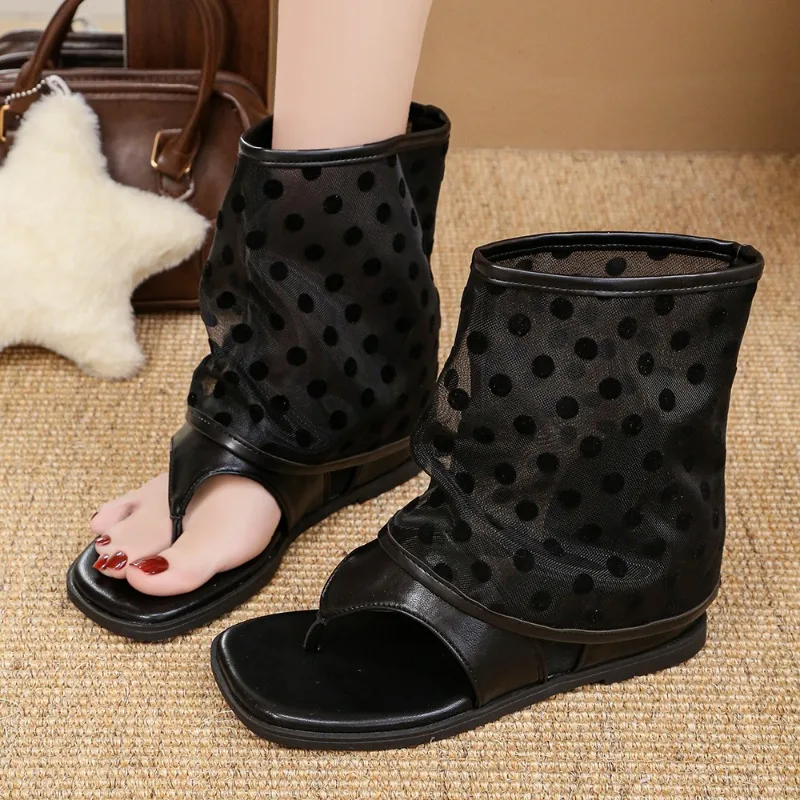 French Niche Retro Open-toe Flat-heeled Summer 2026 New Style Slip-on Round-toe Mid-calf Low-heeled Roman Fashion Sandals,35-39
French Niche Retro Open-toe Flat-heeled Summer 2026 New Style Slip-on Round-toe Mid-calf Low-heeled Roman Fashion Sandals,35-39
