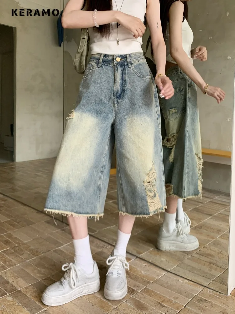 Y2K Harajuku High Street Ripped Denim Trouser American Vintage Washed Jeans For Women Grunge Casual 2000s Calf Length Pants
Y2K Harajuku High Street Ripped Denim Trouser American Vintage Washed Jeans For Women Grunge Casual 2000s Calf Length Pants