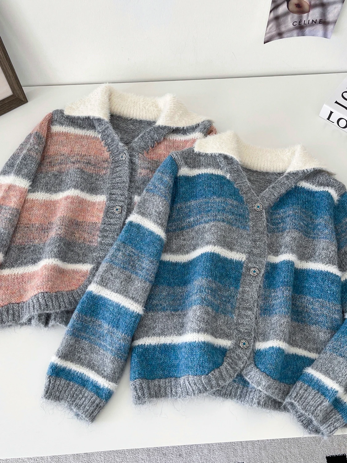 Retro Knitted Sweater Jaet Women Loose Casual Outerwear V-Ne Long Sve Striped Open Cardigan Autumn Commute Sle Warmth
Retro Knitted Sweater Jaet Women Loose Casual Outerwear V-Ne Long Sve Striped Open Cardigan Autumn Commute Sle Warmth