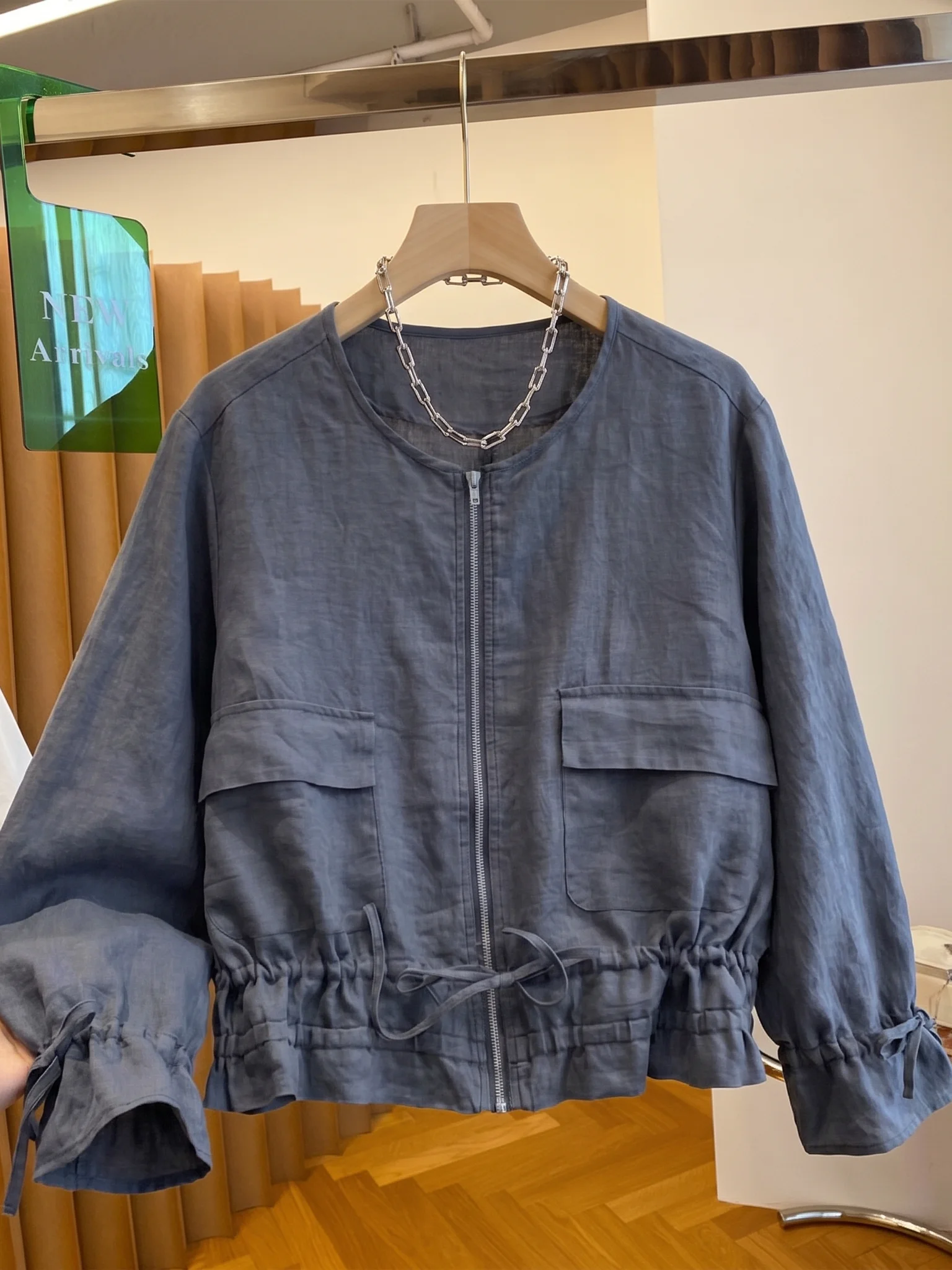 Casual Summer Outerwear Drawstring Loose Fit High Waist Short Coat UV Protection Small Size Women's Fashion Commute Style
Casual Summer Outerwear Drawstring Loose Fit High Waist Short Coat UV Protection Small Size Women's Fashion Commute Style