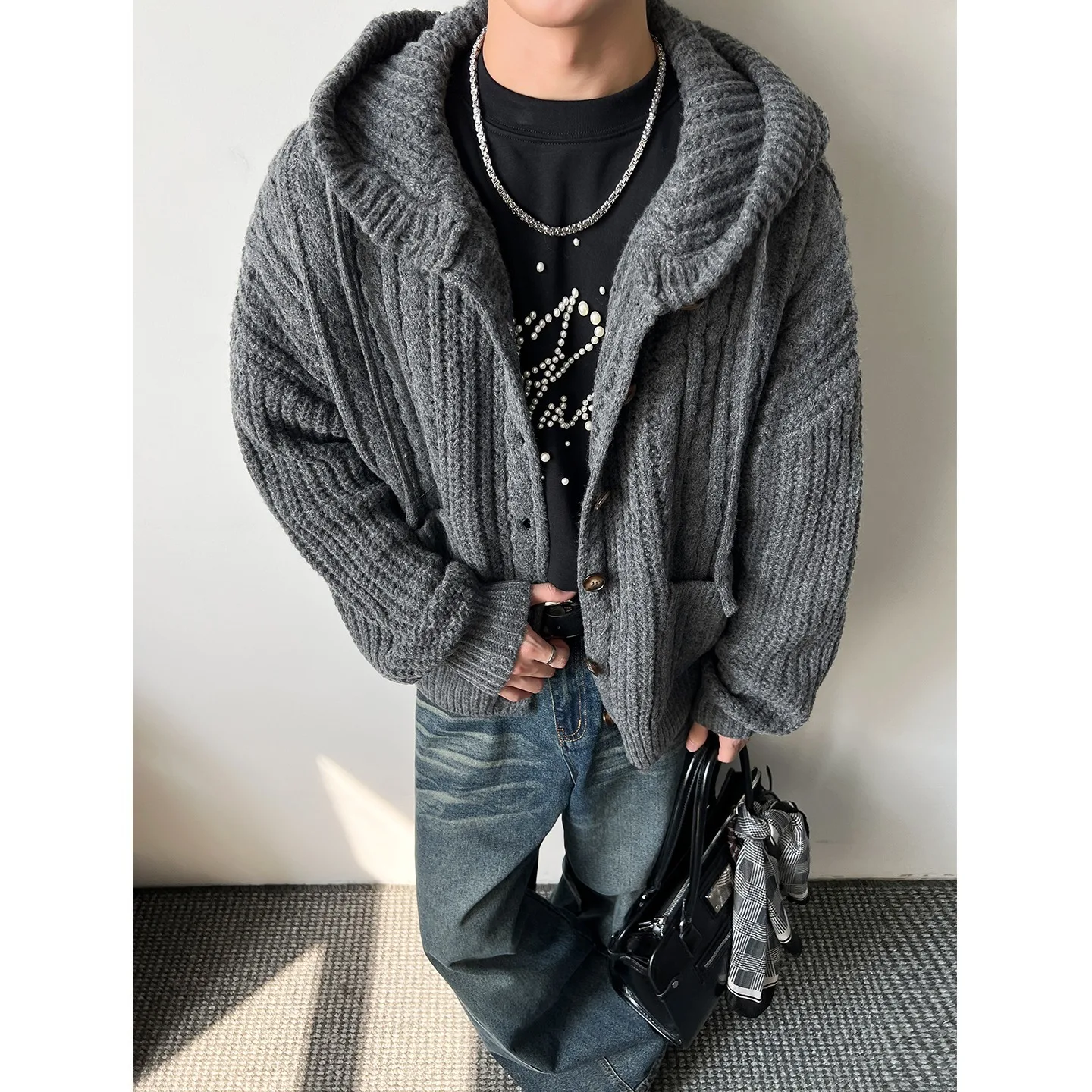 Heavyweight Autumn Winter Men's Knitwear Cardigan Sweater with Hood Loose Long Sve Twist Pattern Soft Polyester Fiber
Heavyweight Autumn Winter Men's Knitwear Cardigan Sweater with Hood Loose Long Sve Twist Pattern Soft Polyester Fiber