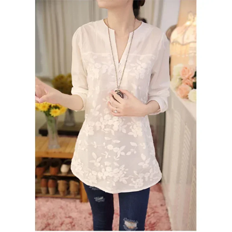 Лето 2022, новинка, модная стильная белая хлопковая рубашка миди с короткими рукавами и вышивкой, женская элегантная свободная повседневная блузка с v-образным вырезом
Лето 2022, новинка, модная стильная белая хлопковая рубашка миди с короткими рукавами и вышивкой, женская элегантная свободная повседневная блузка с v-образным вырезом