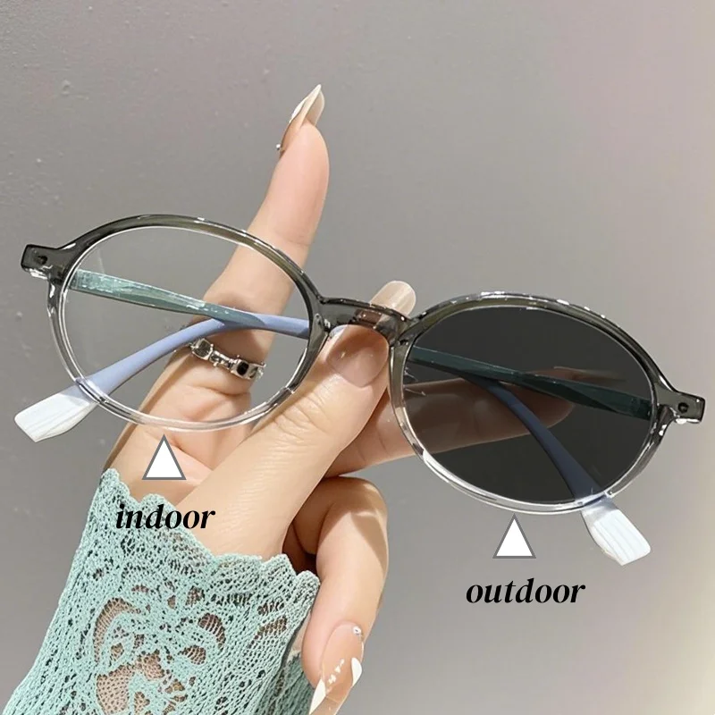 Ladies Trendy Stylish Photochromic Myopia Glasses Men Women Oval Frame Color Changing Glasses Classic Near Sight Eyeglasses
Ladies Trendy Stylish Photochromic Myopia Glasses Men Women Oval Frame Color Changing Glasses Classic Near Sight Eyeglasses