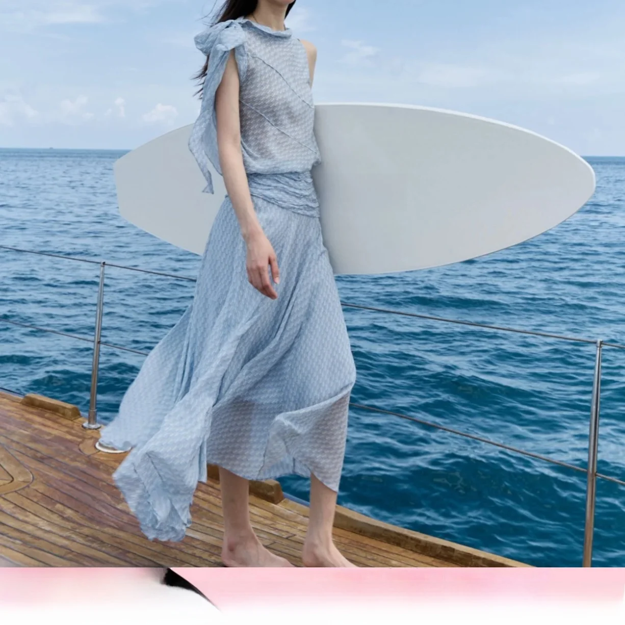 Charming Lady Silk Chiffon Sleeveless Top A-Line Skirt Set Drifting Elegant Fashion Women's Clothing Summer Outfit
Charming Lady Silk Chiffon Sleeveless Top A-Line Skirt Set Drifting Elegant Fashion Women's Clothing Summer Outfit