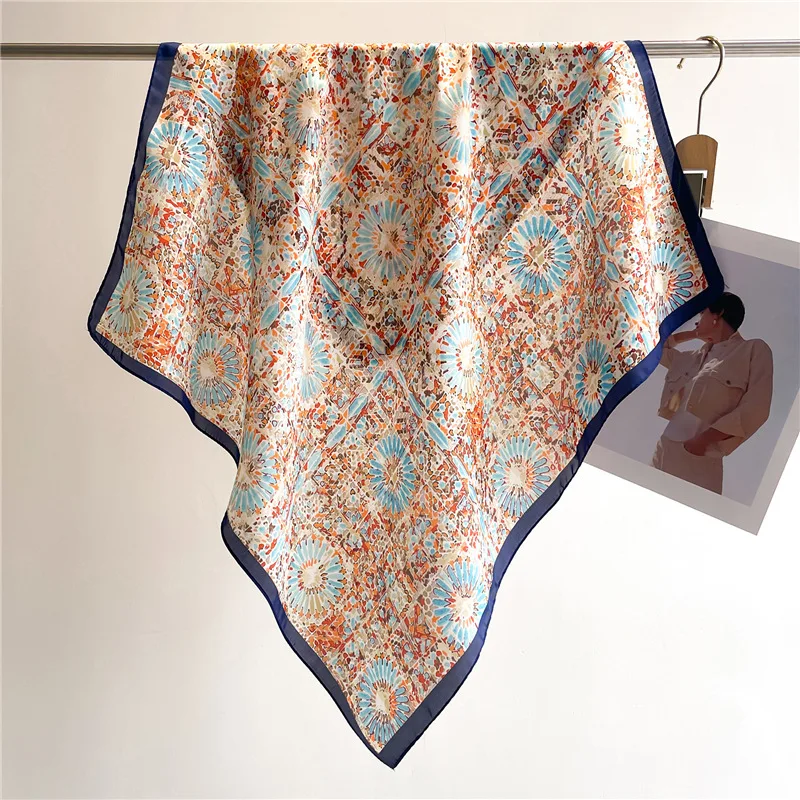 Luxury 70*70cm Square Polyester Neckerchief Custom Printed Retro Flowers Pattern Silk Feel High Quality Women Scarf
Luxury 70*70cm Square Polyester Neckerchief Custom Printed Retro Flowers Pattern Silk Feel High Quality Women Scarf