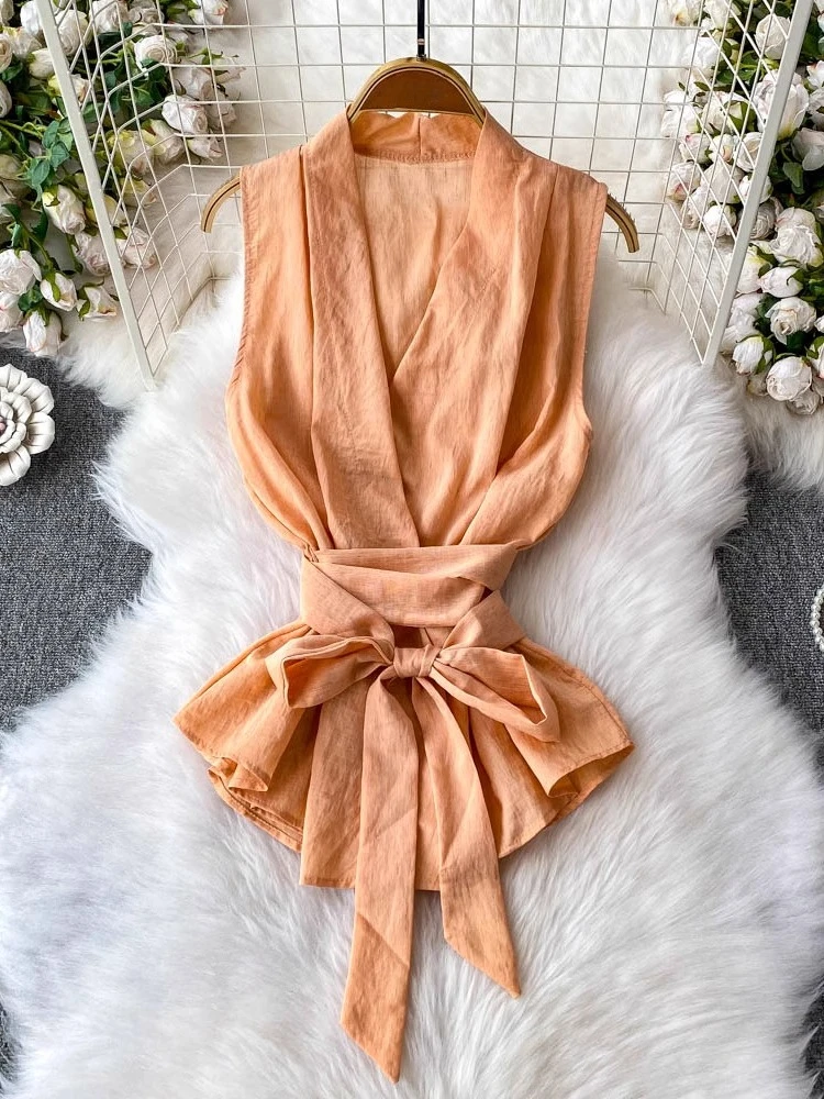 2025 Summer New Shirts Solid Color Lace-up Design V Neck Sleeveless Blouses Female Slim Tops All Match Fashion Women's Clothing
2025 Summer New Shirts Solid Color Lace-up Design V Neck Sleeveless Blouses Female Slim Tops All Match Fashion Women's Clothing