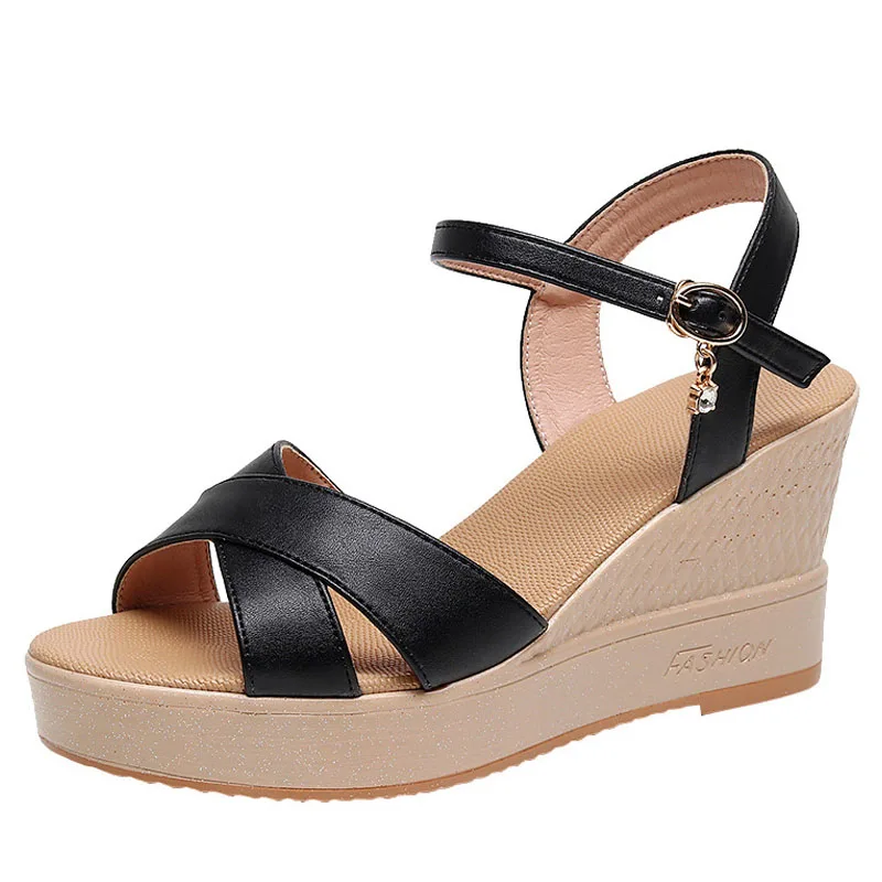 2026 8cm All Match Comfortable Soft Leather Sandals Platform Wedges Shoes Summer Womens High Heels Sandals for Office Mom Beach
2026 8cm All Match Comfortable Soft Leather Sandals Platform Wedges Shoes Summer Womens High Heels Sandals for Office Mom Beach