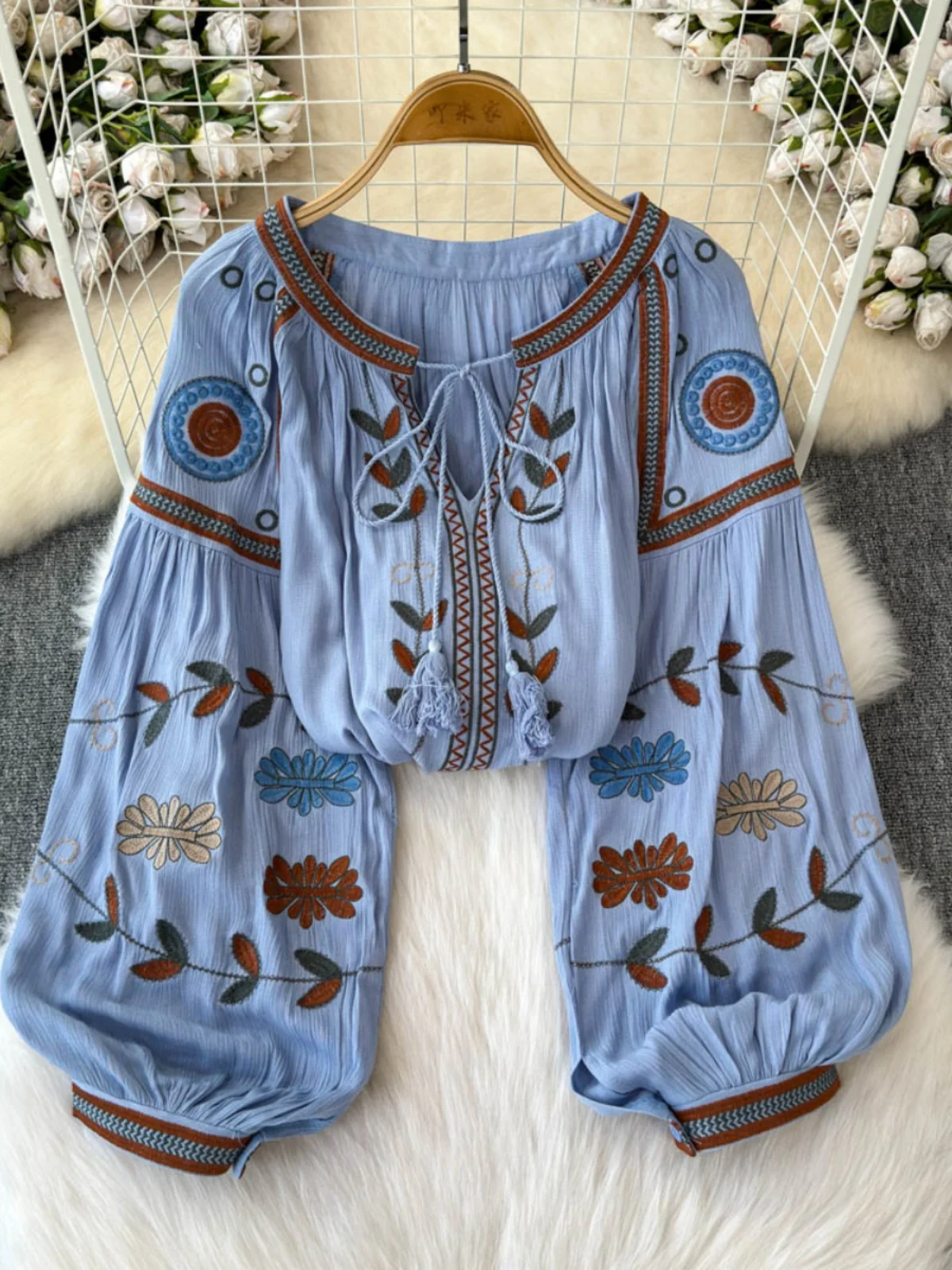 2025 Autumn Winter Women Retro Ethnic Style Long-sleeved Loose Embroidered Cotton Linen Pullover Shirt Casual Tops Blouse Boho
2025 Autumn Winter Women Retro Ethnic Style Long-sleeved Loose Embroidered Cotton Linen Pullover Shirt Casual Tops Blouse Boho