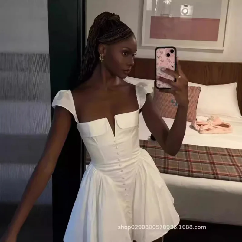 2025 Hot Style Autumn Elegant White Pleated Waist Dress Slimming Short Dress Source Dress
2025 Hot Style Autumn Elegant White Pleated Waist Dress Slimming Short Dress Source Dress