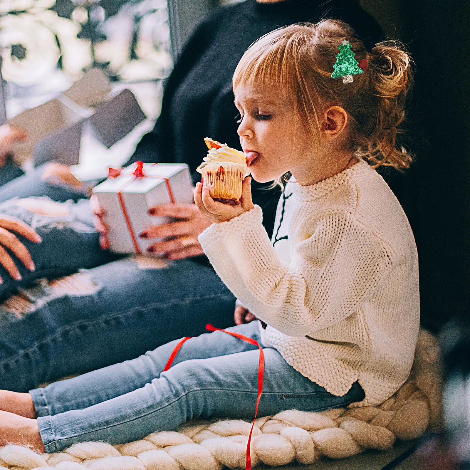 4Pcs Christmas Glitter Hair Accessories Baby Girl Hair Clips Barrettes Hairpins for Party Wedding Christmas Barrettes
4Pcs Christmas Glitter Hair Accessories Baby Girl Hair Clips Barrettes Hairpins for Party Wedding Christmas Barrettes