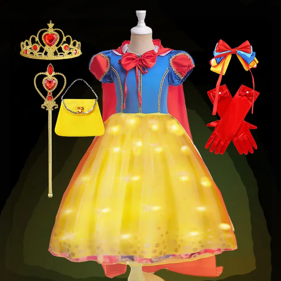 Классическое платье Disney с подсветкой Белоснежки для маленьких девочек, костюм принцессы со светодиодной подсветкой, детское праздничное карнавальное платье феи
Классическое платье Disney с подсветкой Белоснежки для маленьких девочек, костюм принцессы со светодиодной подсветкой, детское праздничное карнавальное платье феи
