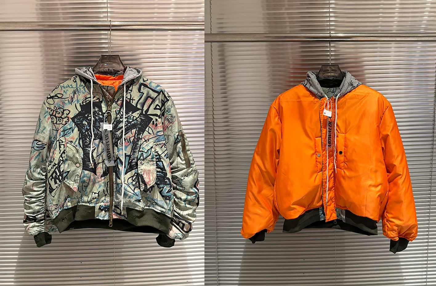 26SS Zipper Mowalola Reversible Pilot Jacket American Street Fashion Men Women Casual Style Hand-drawn Graffiti VandalismVintage
26SS Zipper Mowalola Reversible Pilot Jacket American Street Fashion Men Women Casual Style Hand-drawn Graffiti VandalismVintage