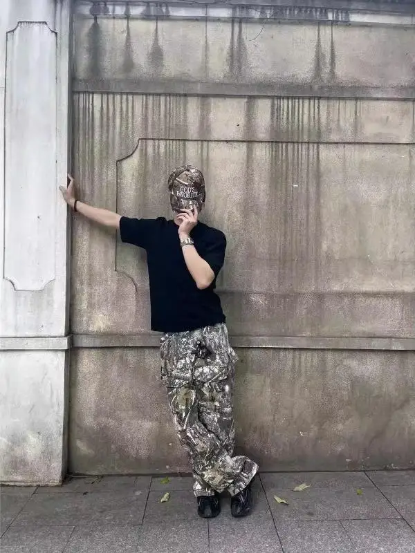 Retro American Camouflage Branch Pattern Loose Straight Leg Casual Trousers for Men High Street Multi ket Loose Fit Long P...
Retro American Camouflage Branch Pattern Loose Straight Leg Casual Trousers for Men High Street Multi ket Loose Fit Long P...