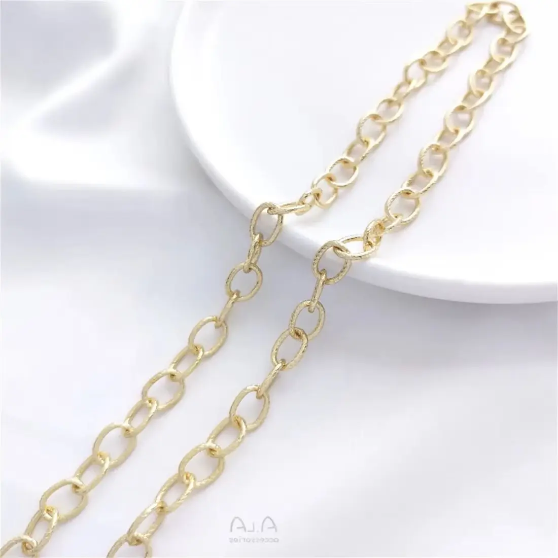 14K Gold-Color Twist Wire Chain Oval O-shaped Chain Handmade Diy Bracelet Necklace Jewelry with Chain Loose Chain B651
14K Gold-Color Twist Wire Chain Oval O-shaped Chain Handmade Diy Bracelet Necklace Jewelry with Chain Loose Chain B651