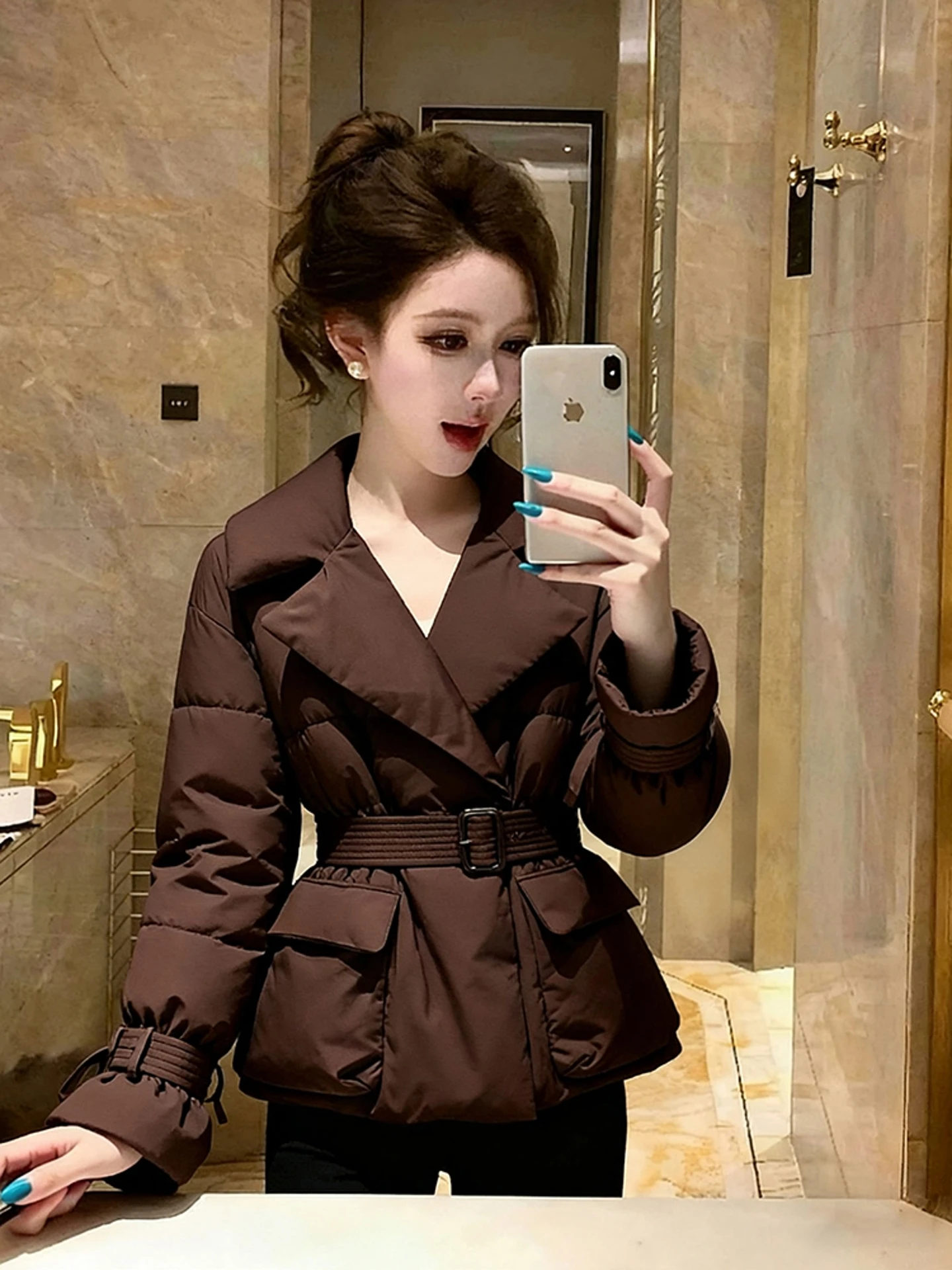 Sli ort Waist-Cinching down Jaet Women's Winter Faionable Brown Coat Thiened Luxury Feel Ci Casual Outerwear
Sli ort Waist-Cinching down Jaet Women's Winter Faionable Brown Coat Thiened Luxury Feel Ci Casual Outerwear