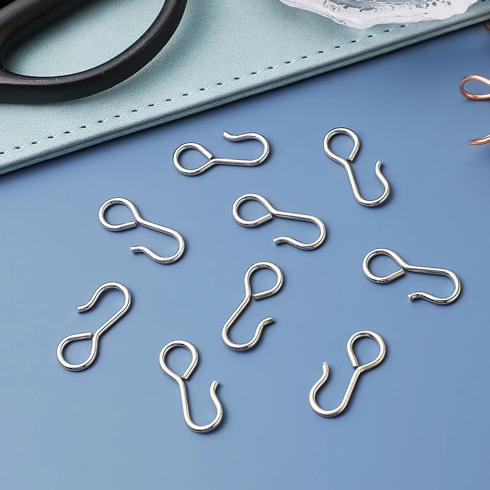 10 Pcs Car Seat Hooks S Hanger Antislip Storage ganizer Cup Holder Backseat Accessories Multi Purpose Hooks Car Seat organizers
10 Pcs Car Seat Hooks S Hanger Antislip Storage ganizer Cup Holder Backseat Accessories Multi Purpose Hooks Car Seat organizers